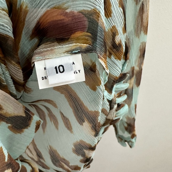 Leggiadro Cheetah Print Sheer Blouse size 10 Silk - Picture 3 of 9
